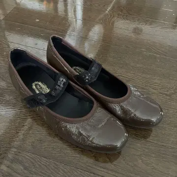 긴자 요시노야 신발
