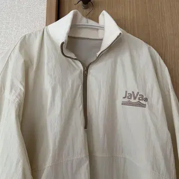 JaVa 아이보리 하프 지퍼 자켓