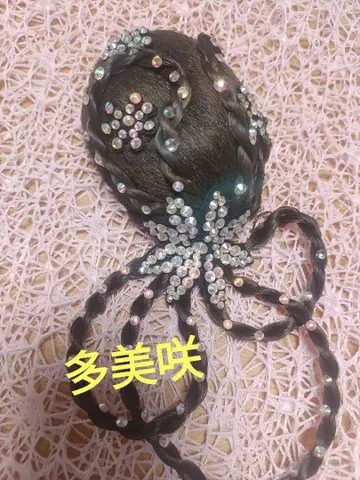타미사키의 헤어 오너먼트