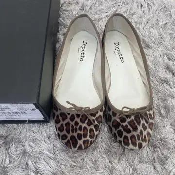 Repetto 레오파드 무늬 플랫슈즈 사이즈 38.0