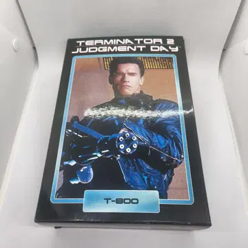 NECA 터미네이터 2 T-800 피규어 [ 새상품 미개봉 ]