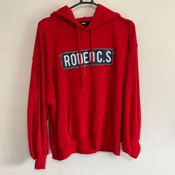 RODEO C.S. 빨간색 후드 부착 후드티