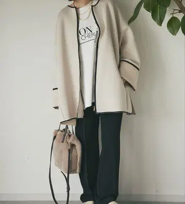 앤디콜 종이상자 노카라 코트