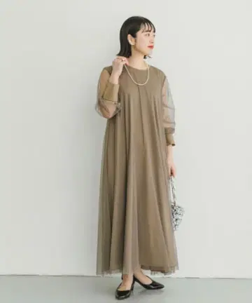 어반 리서치 아이템즈 튤 레이어드 원피스 모카