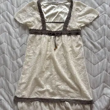 GUZOT 화이트 튜닉