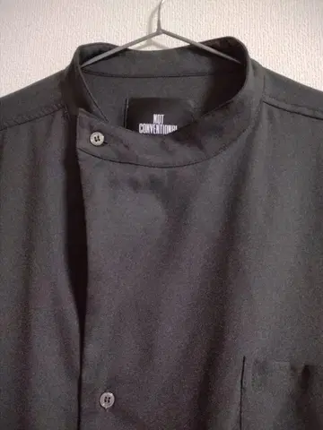 NOT CONVENIONAL 밴드 카라 롱 셔츠