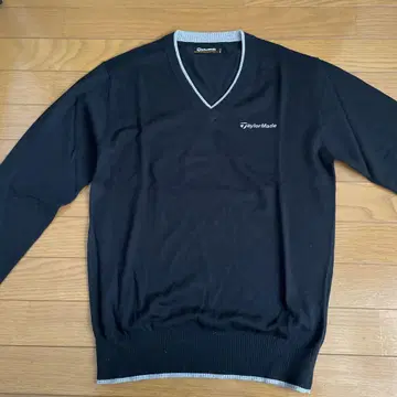 TaylorMade V넥 스웨터 블랙