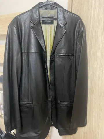 VERSACH 블랙 가죽 코트 싱글 브레스티드