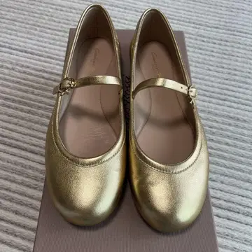 [ Gianvito Rossi ] 골드 스트랩 플랫슈즈