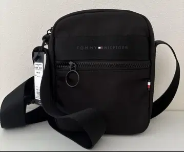 [새상품] 타미힐피거 숄더백 사선 크로스 블랙