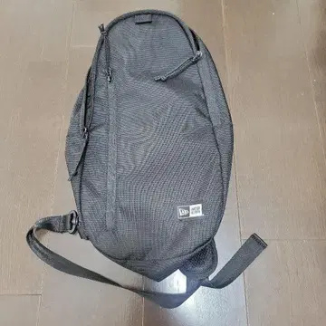NEWERA 숄더백