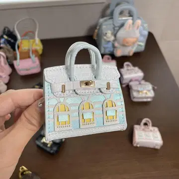 미니 숄더백 스카이블루 크로커다일 무늬