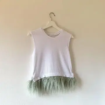 택 포함 새상품 yae 2way fur hem tanktop
