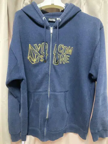 VOLCOM 네이비 풀 집업 후드티 L 사이즈