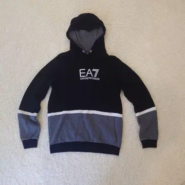 EA7 엠포리오 아르마니 후드 부착 후드티 160cm