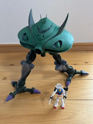 기동전사 건담 빅잠 소프트 비닐 피규어