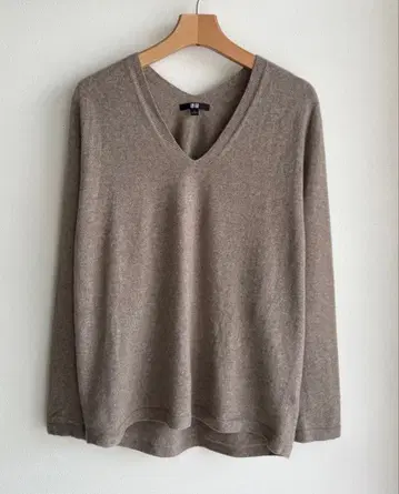 [새상품급] UNIQLO 캐시미어 100% 스웨터 L
