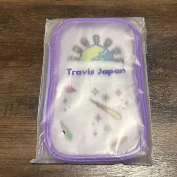 Travis Japan 파우치