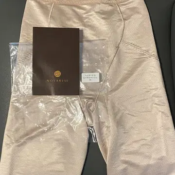 NOVARESE 브라이덜 이너 베이지 숏팬츠