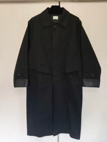 [ NUMBER (N)INE ] 하드 코튼 서지 트렌치코트