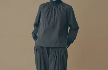2025-26 A/W 미나 페르호넨 터틀넥 블라우스