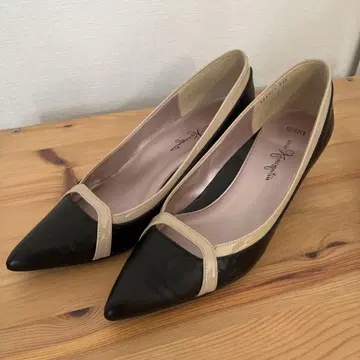 새상품급) 긴자 카네마츠 스틸레토 펌프스 24.5cm