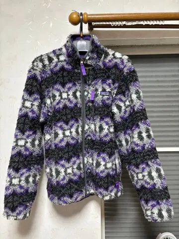patagonia 플리스 자켓 S 보라색/블랙/화이트
