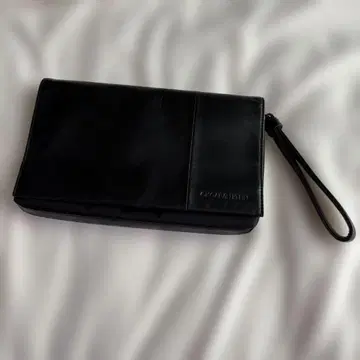 CK 캘빈클라인 클러치백