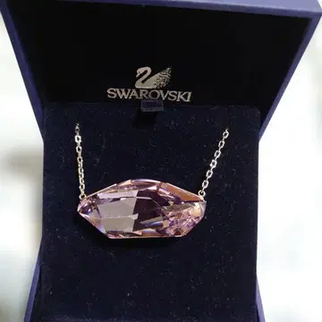 Swarovski 핑크 크리스탈 목걸이