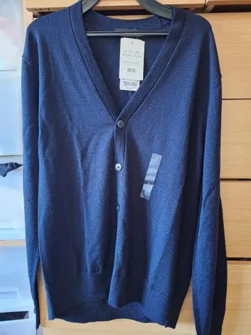 UNIQLO 엑스트라 파인 메리노 V넥 가디건 S 네이비