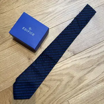 EDIFICE 넥타이
