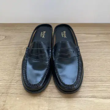 Weejuns 블랙 가죽 슬립온 로퍼