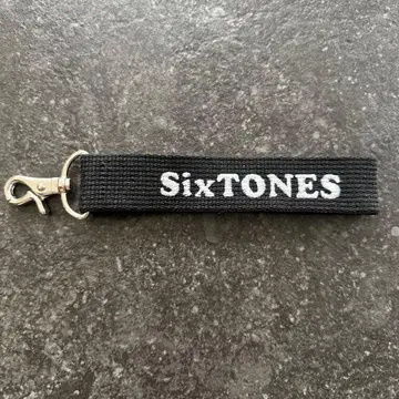 SixTONES 키링 블랙 자수