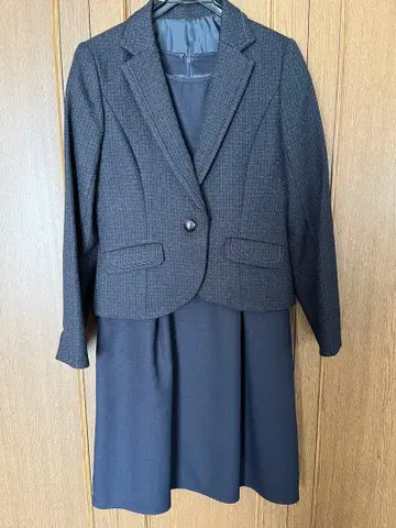 다크 그레이 체크 무늬 자켓 드레스 세트
