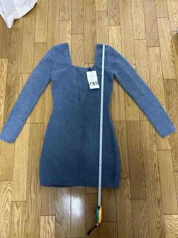 ZARA 그레이 타이트핏 니트 S