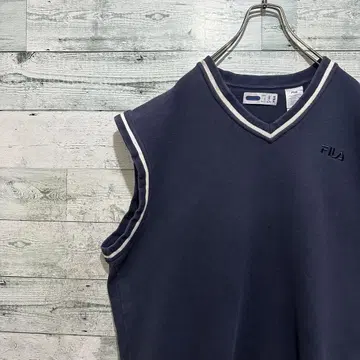 [ 휠라 ] FILA 자수 원포인트 로고 빅 루즈 레트로 맨투맨 베스트