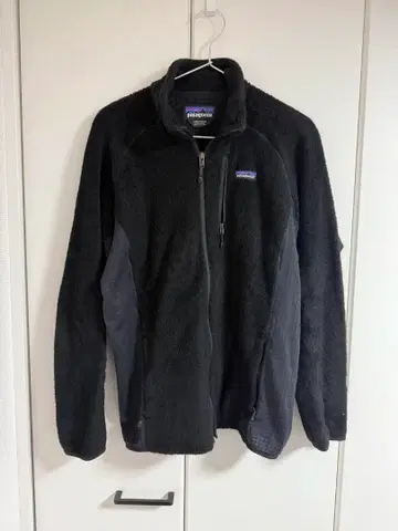 patagonia 블랙 플리스 자켓 L
