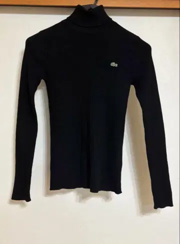 LACOSTE 하이넥 니트