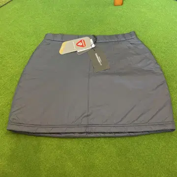 J.LINDEBERG 네이비 스커트