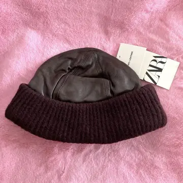 ZARA/가죽 모자