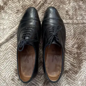 John Lobb saouton 7 1/2 블랙 가죽 쿼터 브로그
