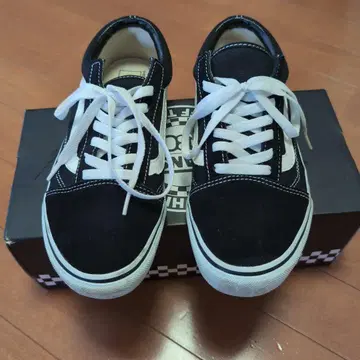 Vans 블랙 스니커즈 로우컷