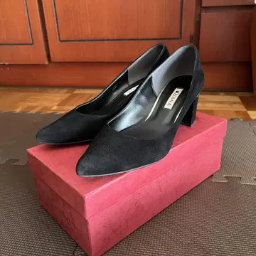DIANA 스웨이드 펌프스 블랙 24cm