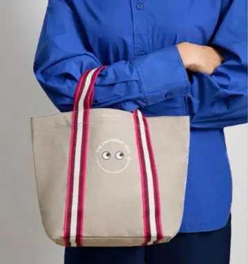 아냐 힌드마치 x 세이조 이시이 유니버셜 백 미니