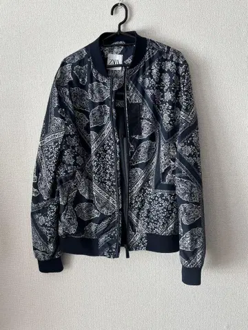 ZARA 자라 네이비 반다나 패턴 블루종 점퍼 긴팔 M