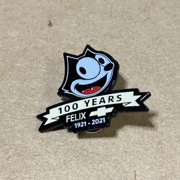 Felix 창업 100주년 기념 핀 배지 페릭스
