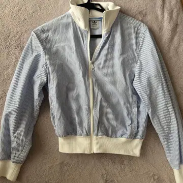 아디다스 아우터