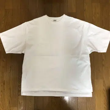 FFFFFFT x INTERIM 티셔츠 시로티 2