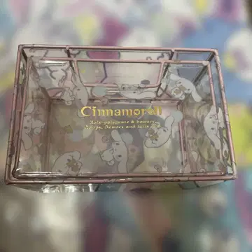 시나모롤 투명 수납 박스