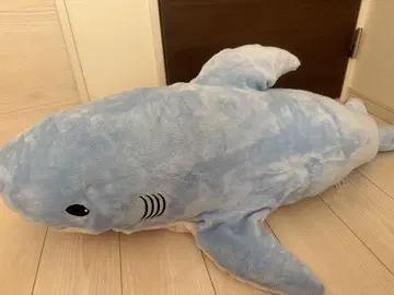 GIGA BIG 앙 물고 있는 상어 봉제 인형